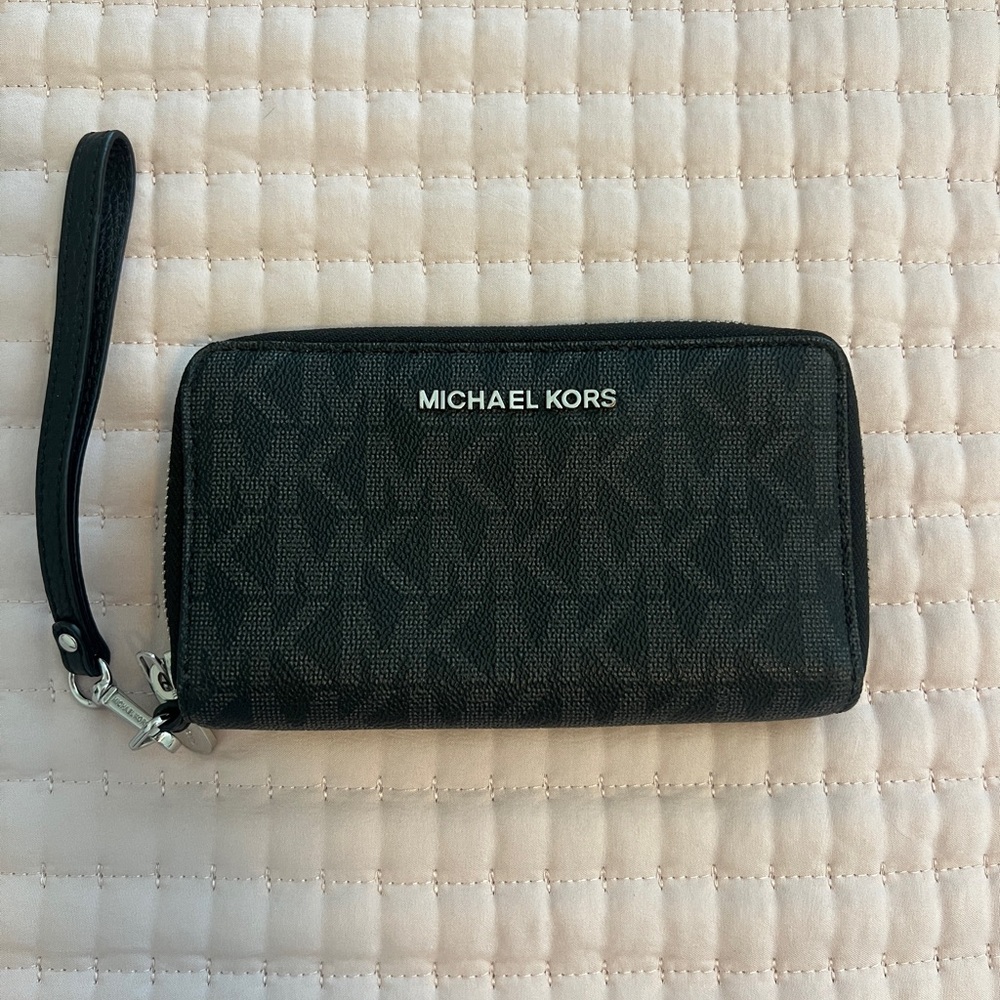 Michael Kors Black Wristlet Wallet
